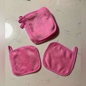 Pink Small Makeup Removing Towels x 6